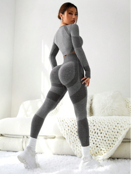 Gameset SHEIN Sport مجموعة رياضية للنساء بأكمام راغلان غير منفصلة
